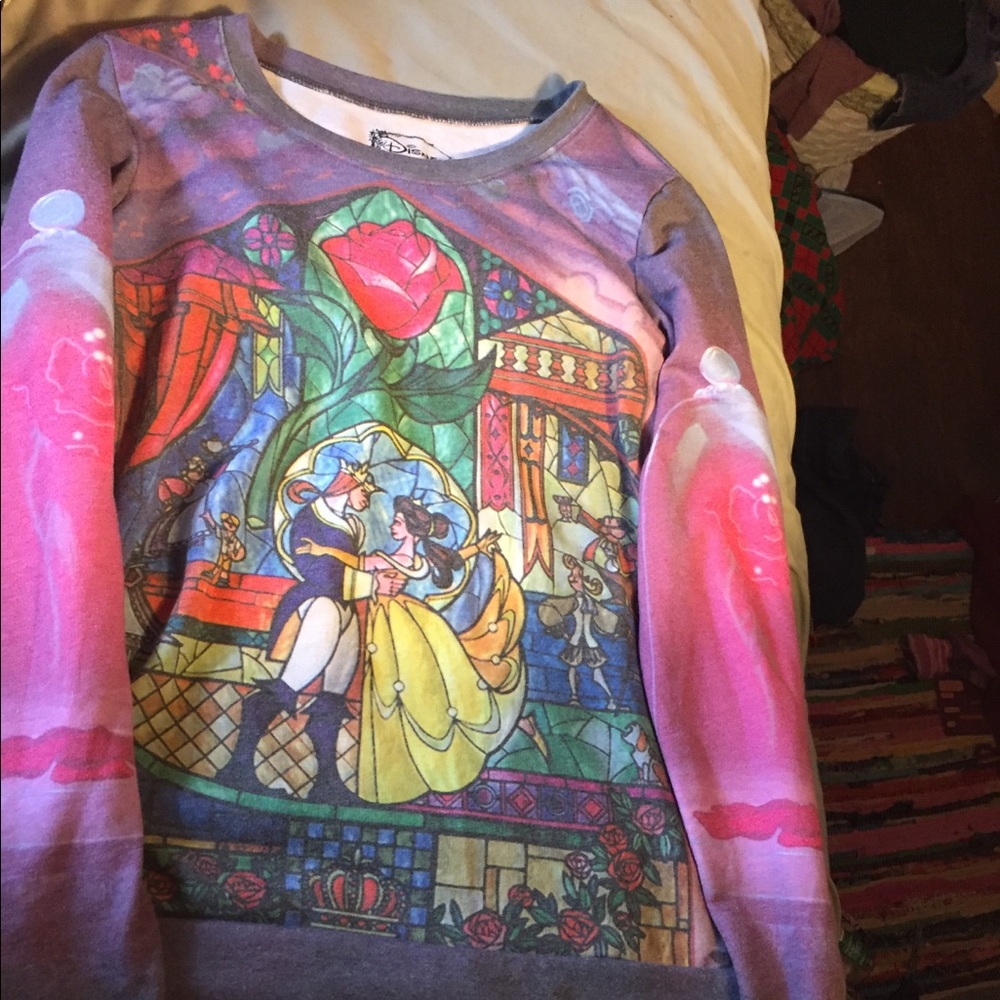 OBO Disney’s beauty & the beast crew neck size M